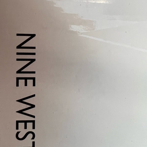 NWBOX RED FERBA NINE WEST BOOTS - Picture 6 of 7